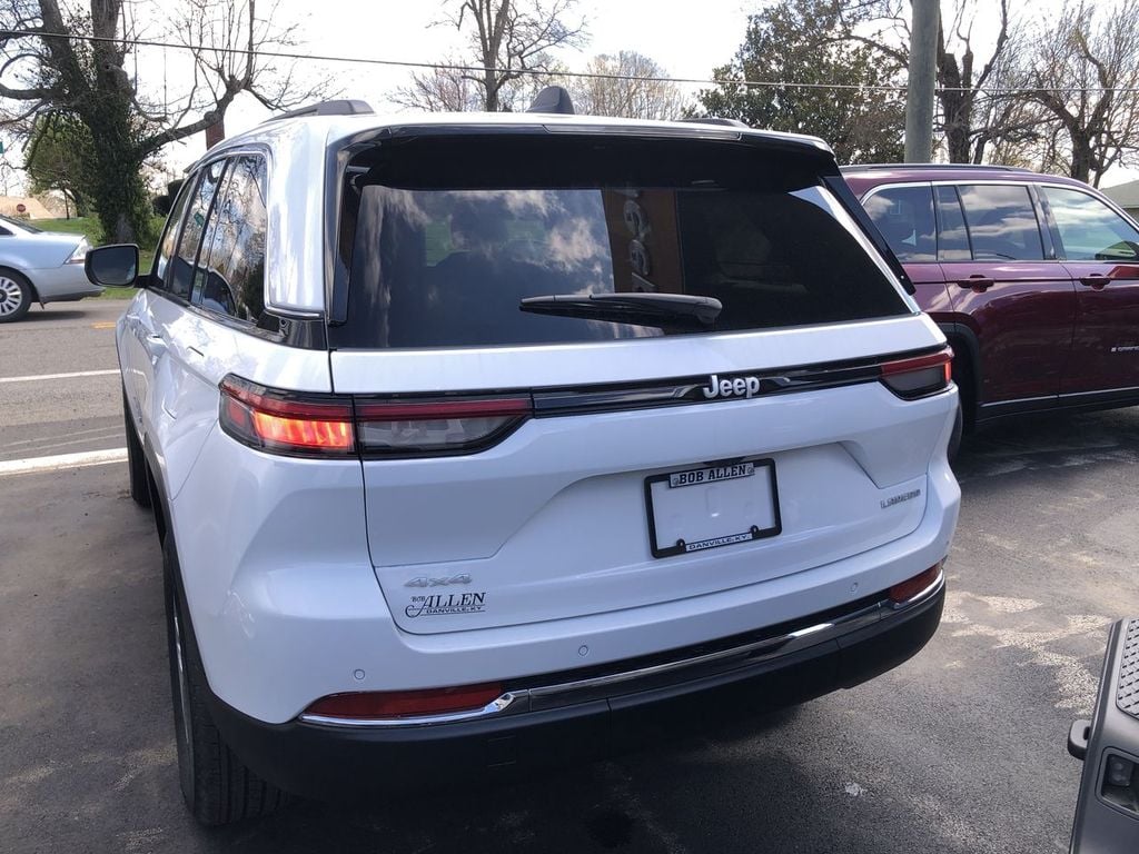 New 2026 Jeep Grand Cherokee Laredo X - photo - 18