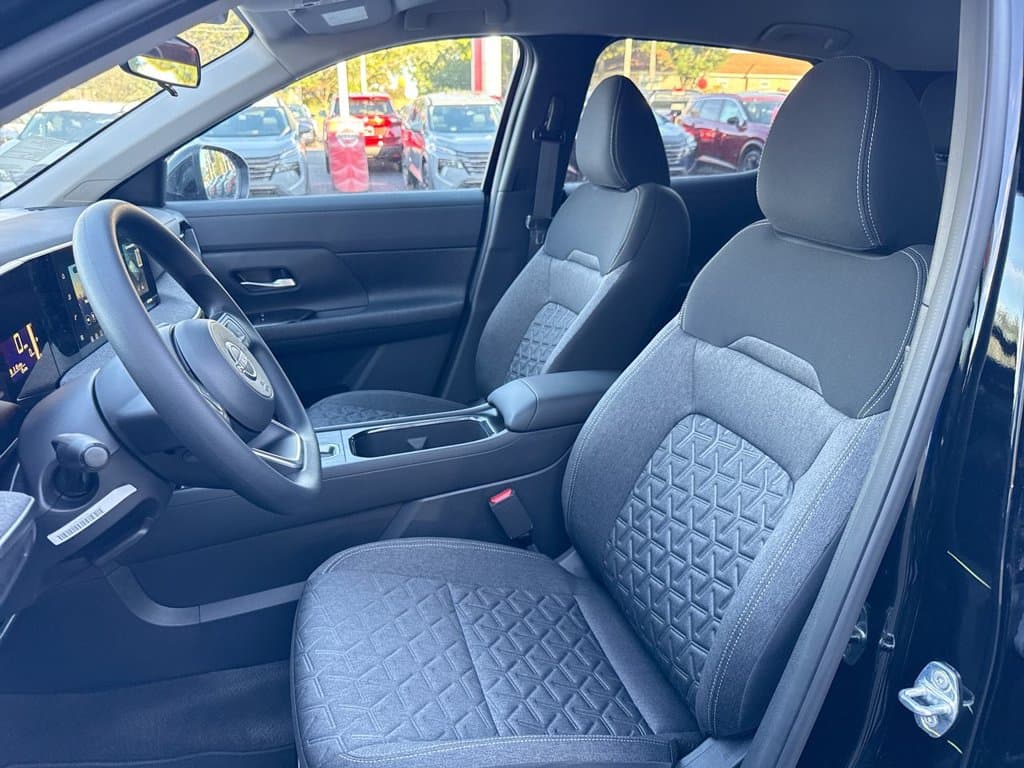New 2027 Nissan Kicks SV - photo - 20
