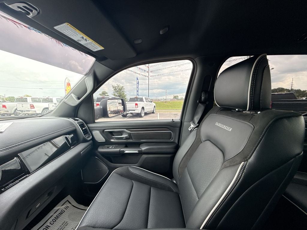 Pre-Owned 2025 Ram 1500 Laramie - photo - 31