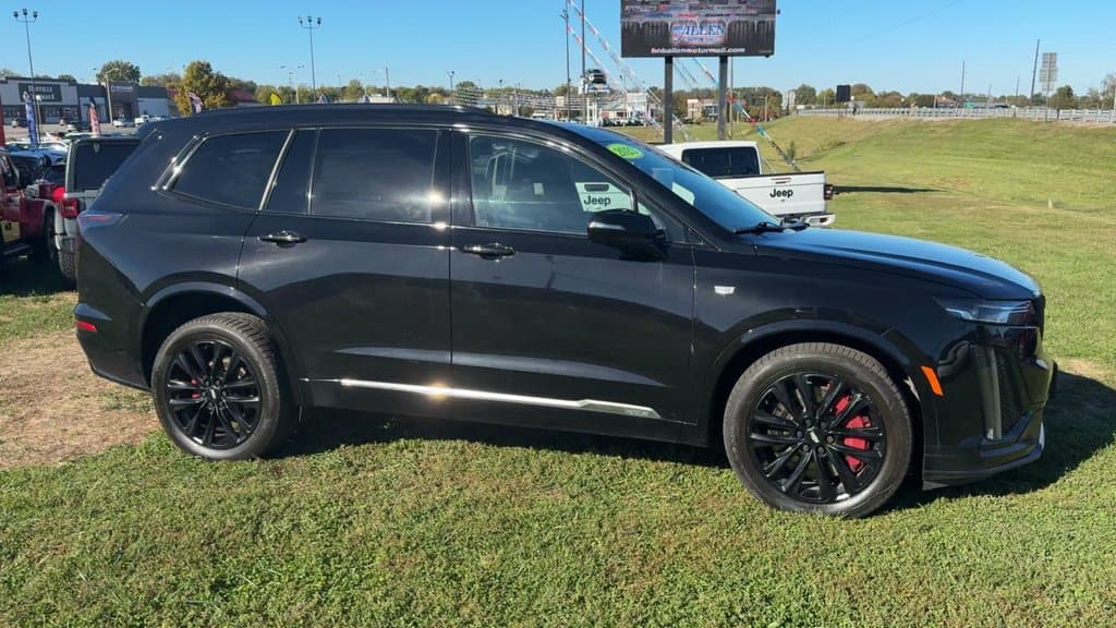 Pre-Owned 2023 Cadillac XT6 Sport - photo - 7