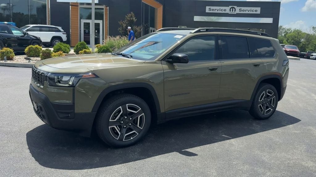 New 2026 Jeep Cherokee Laredo - photo - 2