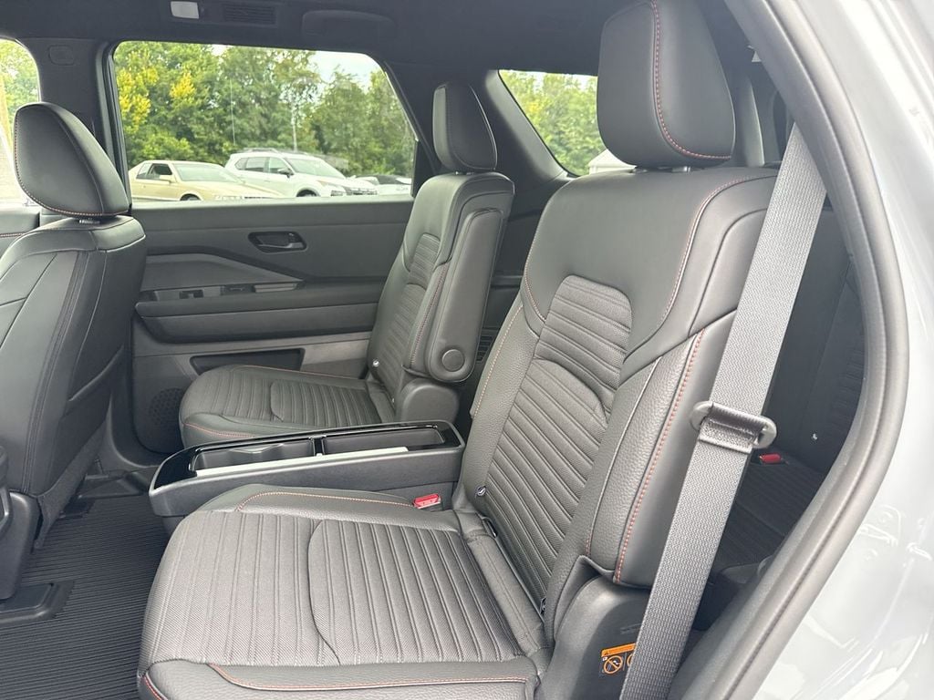 New 2026 Nissan Pathfinder Rock Creek - photo - 20
