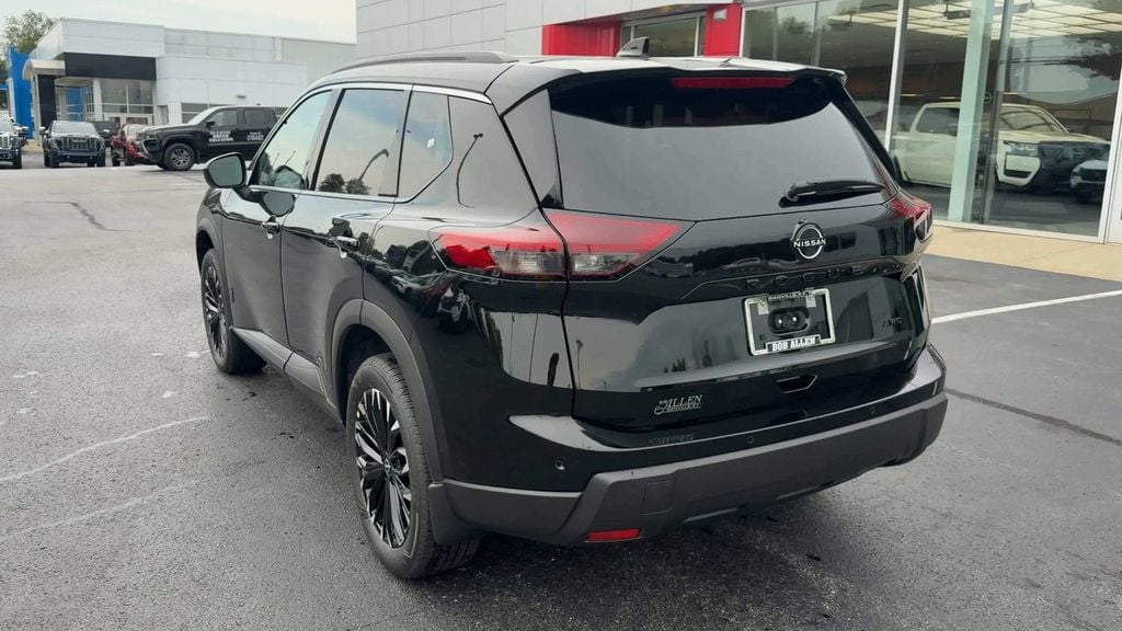New 2026 Nissan Rogue Dark Armor - photo - 4