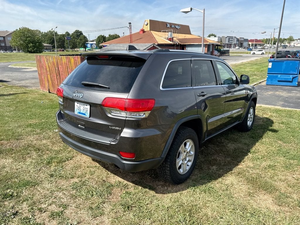 Pre-Owned 2014 Jeep Grand Cherokee Laredo - photo - 4