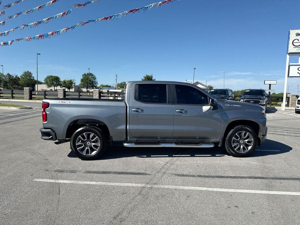 Pre-Owned 2020 Chevrolet Silverado 1500 RST - photo - 5