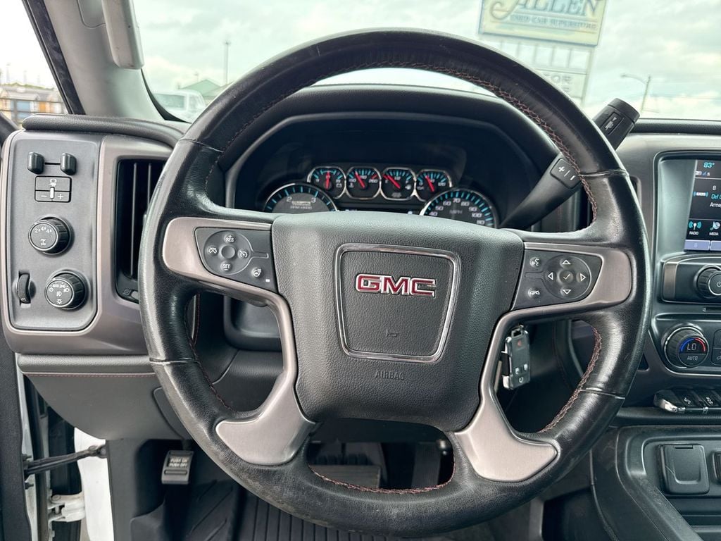 Pre-Owned 2018 GMC Sierra 2500HD SLT - photo - 14