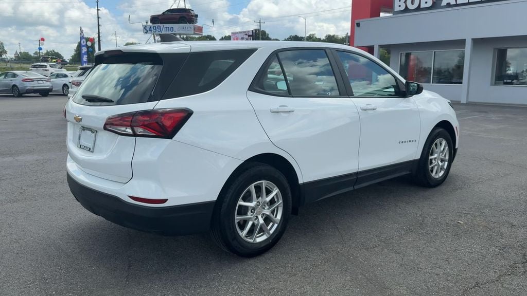Pre-Owned 2022 Chevrolet Equinox LS - photo - 6