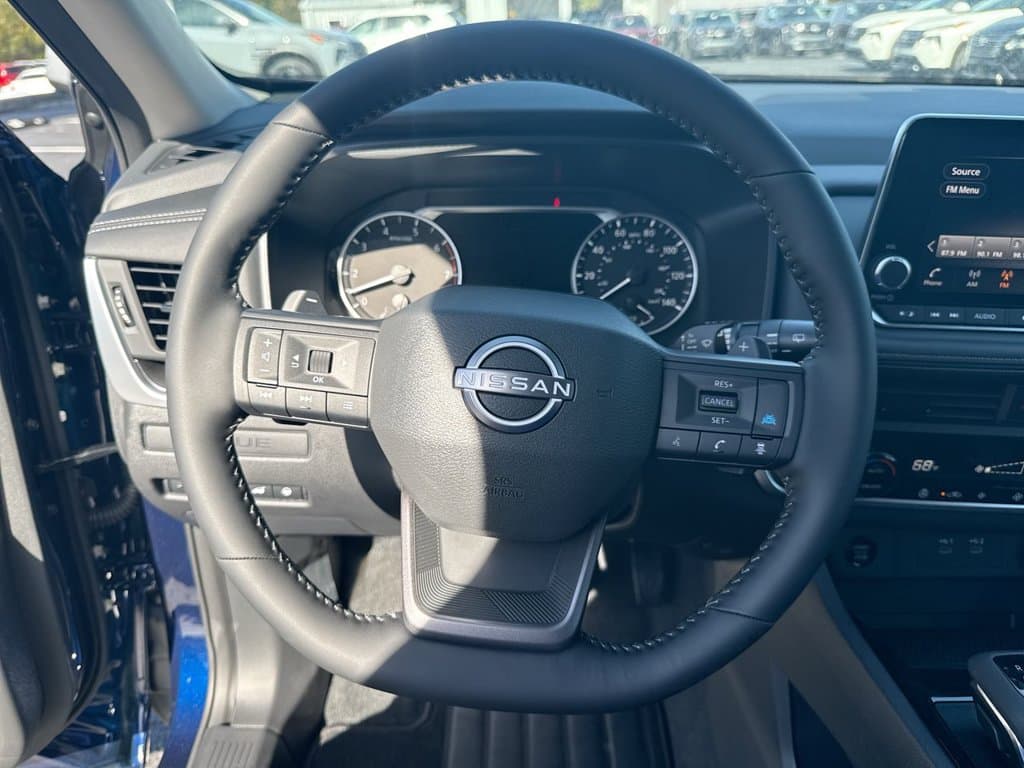 New 2026 Nissan Rogue SV - photo - 23