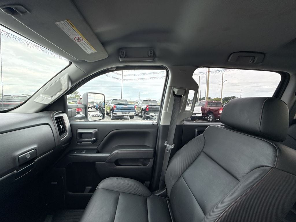 Pre-Owned 2018 GMC Sierra 2500HD SLT - photo - 21