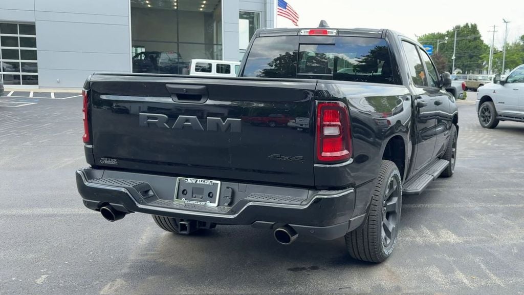 New 2026 Ram 1500 Express - photo - 5