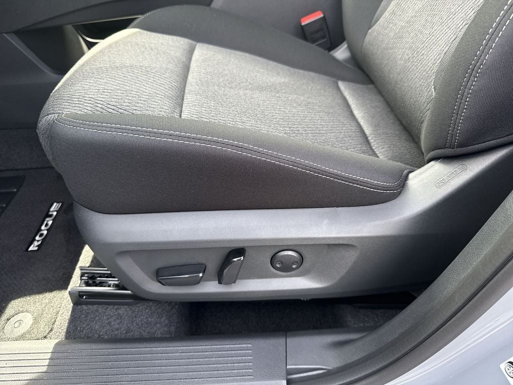 New 2026 Nissan Rogue SV - photo - 22