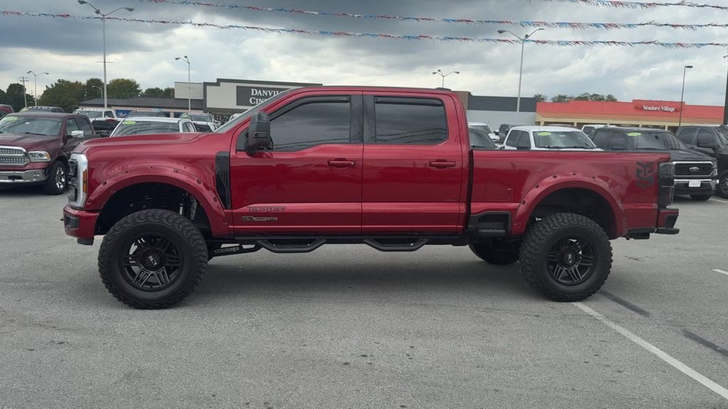 Pre-Owned 2025 Ford F-250SD Lariat - photo - 2