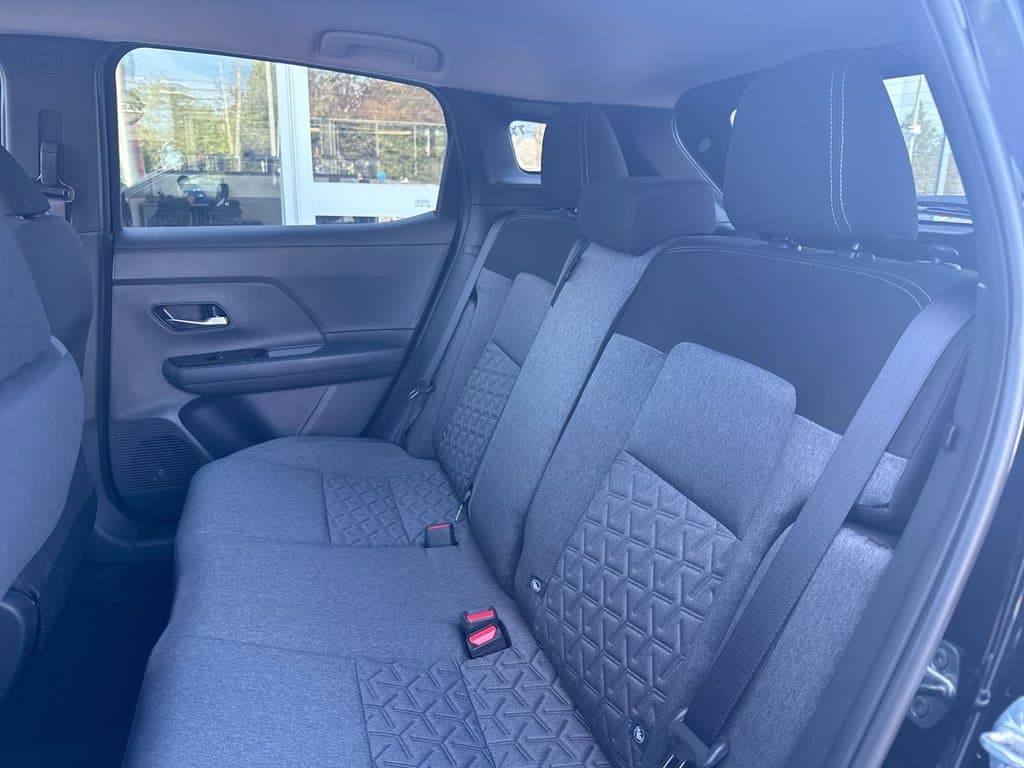 New 2027 Nissan Kicks SV - photo - 18