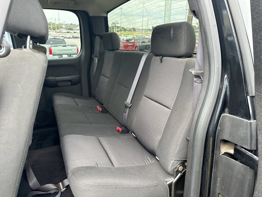 Pre-Owned 2012 Chevrolet Silverado 1500 LS - photo - 10