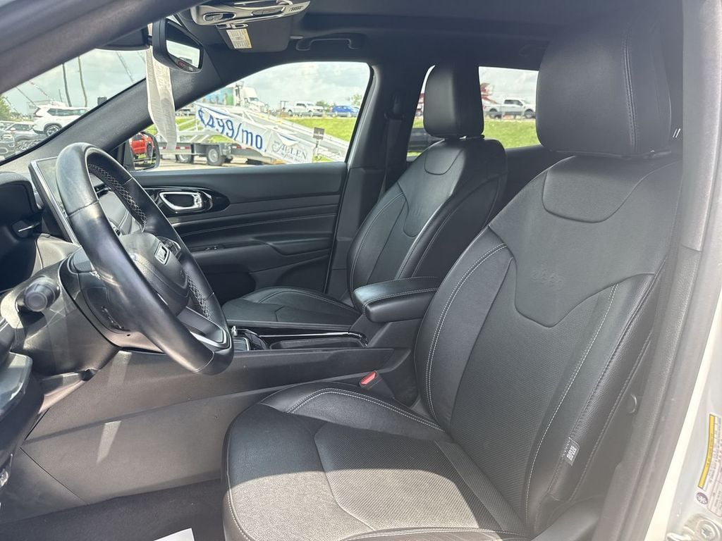 Pre-Owned 2022 Jeep Compass Limited - photo - 20