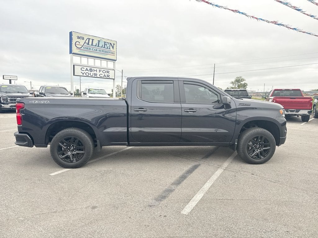 Pre-Owned 2024 Chevrolet Silverado 1500 RST - photo - 13