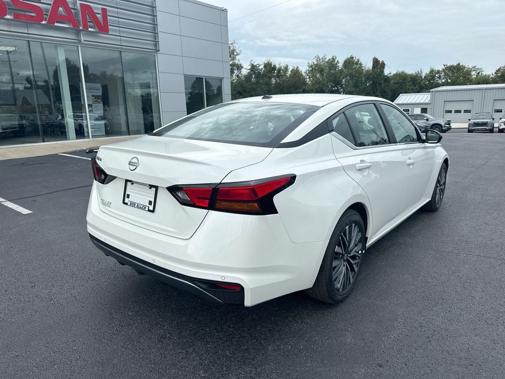 New 2026 Nissan Altima 2.5 SV - photo - 12