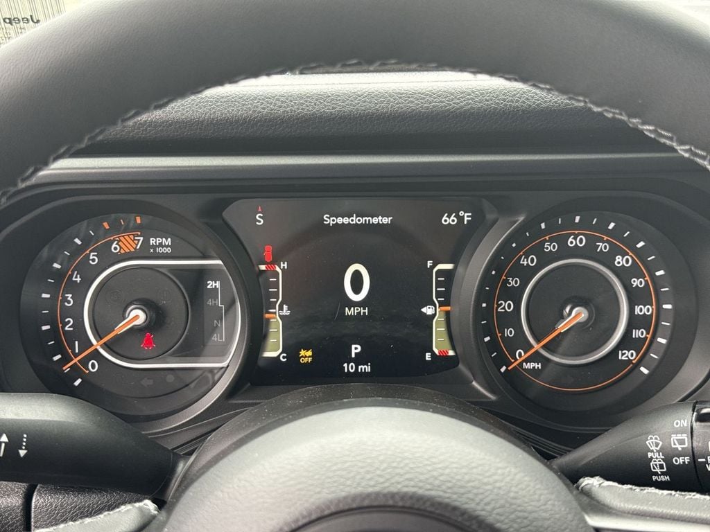 New 2026 Jeep Wrangler Sport S - photo - 23