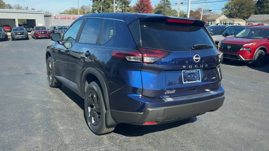 New 2026 Nissan Rogue SV - photo - 4
