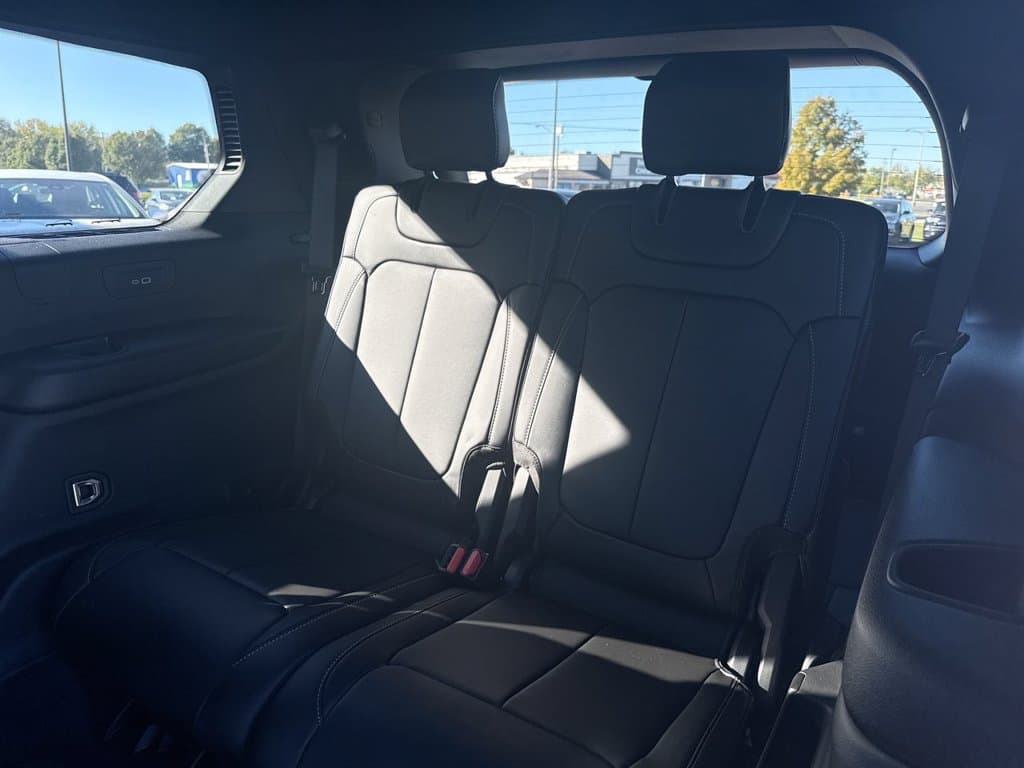 Pre-Owned 2026 Jeep Grand Cherokee L Limited - photo - 19