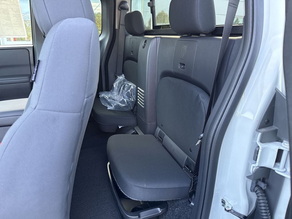 New 2026 Nissan Frontier S - photo - 18