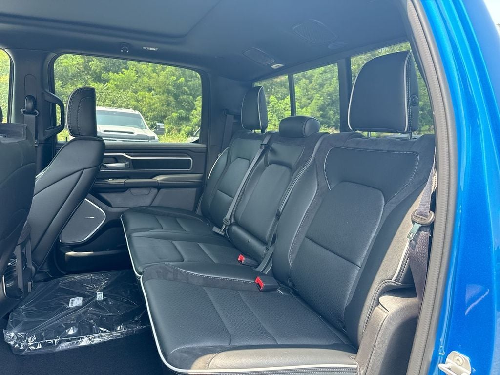 New 2026 Ram 1500 Laramie - photo - 19