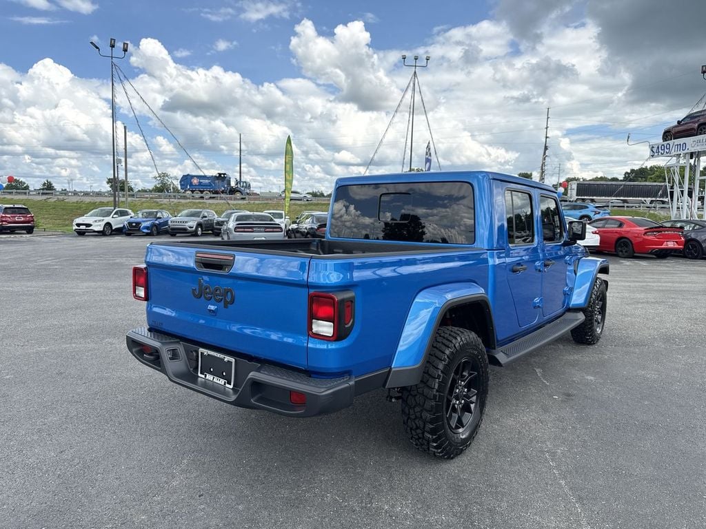 Pre-Owned 2025 Jeep Gladiator High Tide - photo - 12
