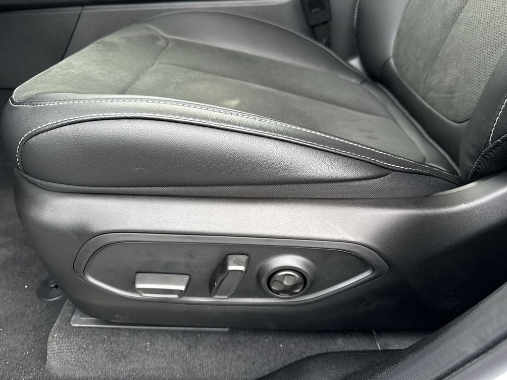 New 2026 Jeep Grand Cherokee L Altitude - photo - 23