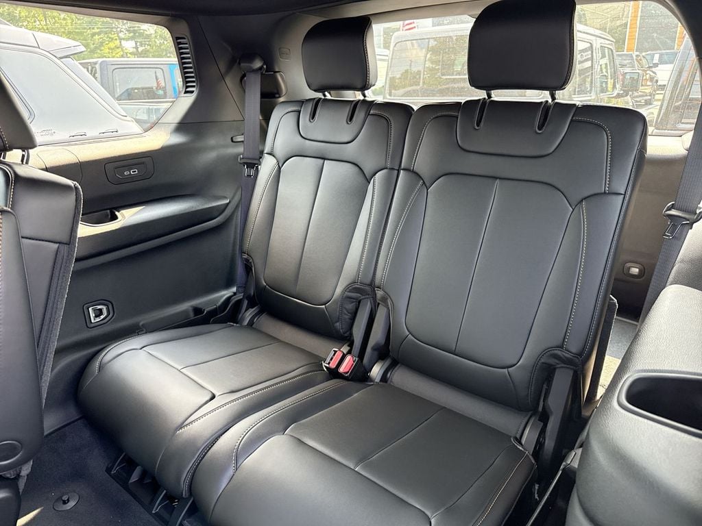 New 2026 Jeep Grand Cherokee L - photo - 19