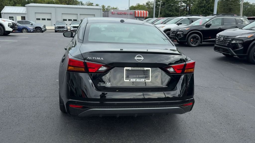 New 2026 Nissan Altima 2.5 SV - photo - 5