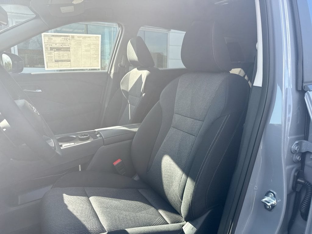 New 2026 Nissan Rogue SV - photo - 21