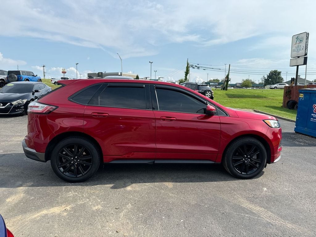 Pre-Owned 2022 Ford Edge ST Line - photo - 13