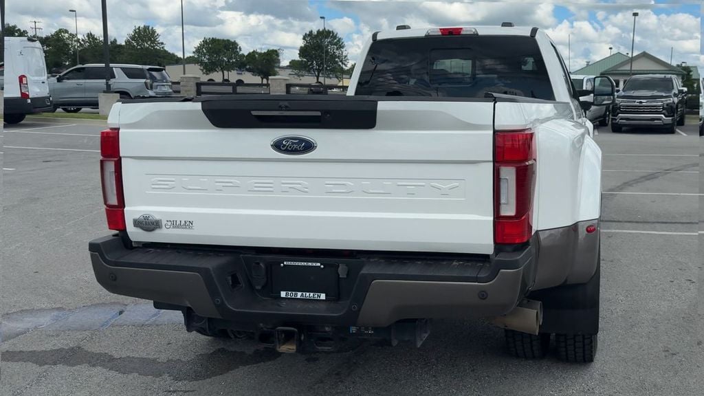 Pre-Owned 2022 Ford F-450SD King Ranch - photo - 5