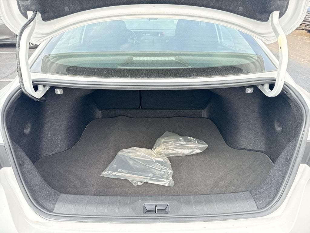 New 2027 Nissan Sentra S - photo - 16