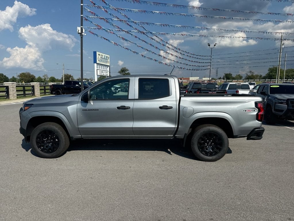 Pre-Owned 2026 Chevrolet Colorado Work Truck - photo - 10