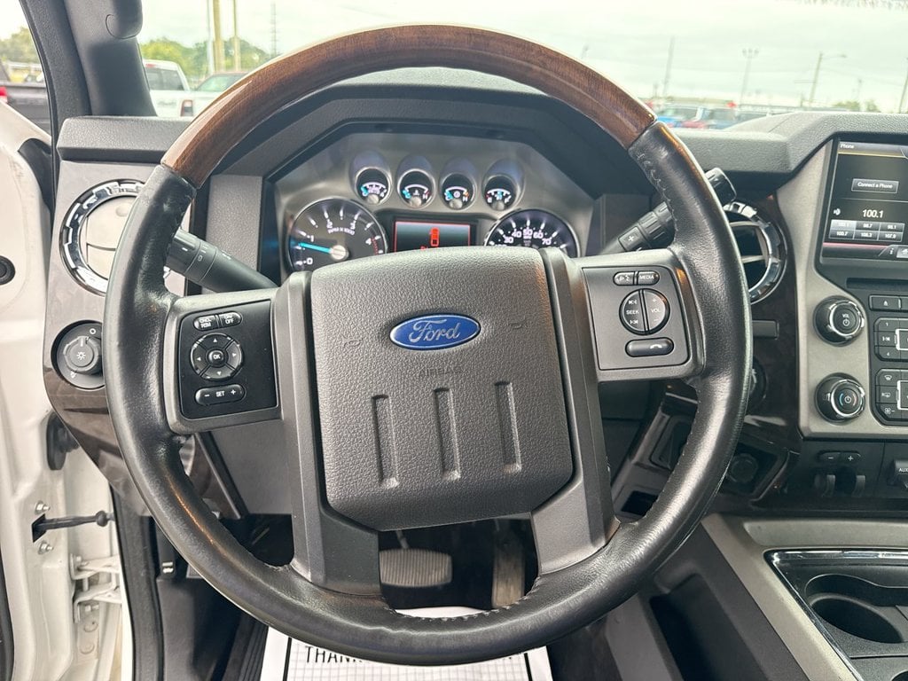 Pre-Owned 2015 Ford F-350SD Platinum - photo - 14