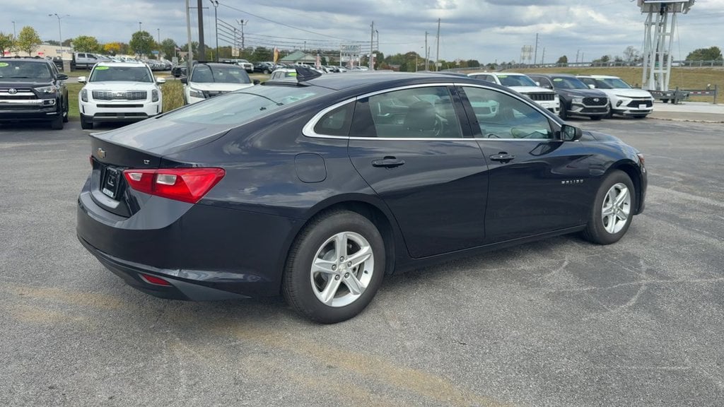 Pre-Owned 2023 Chevrolet Malibu LT - photo - 6