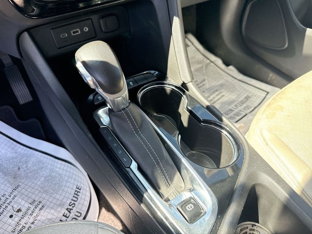 Pre-Owned 2023 Buick Encore GX Preferred - photo - 25