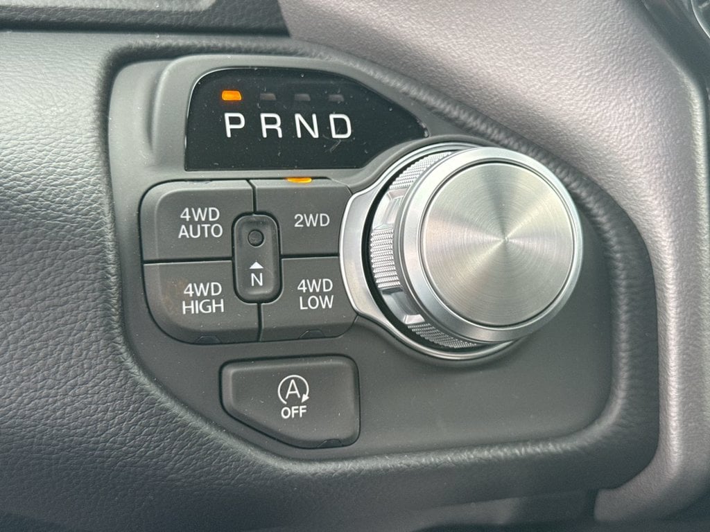 New 2026 Ram 1500 Laramie - photo - 25
