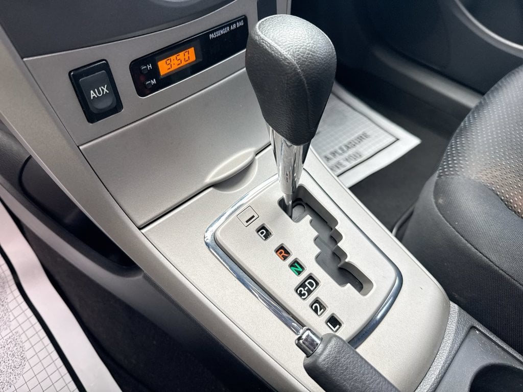 Pre-Owned 2010 Toyota Corolla S - photo - 17