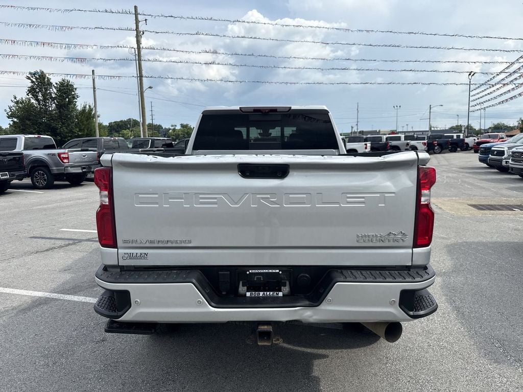 Pre-Owned 2022 Chevrolet Silverado 3500HD High Country - photo - 17