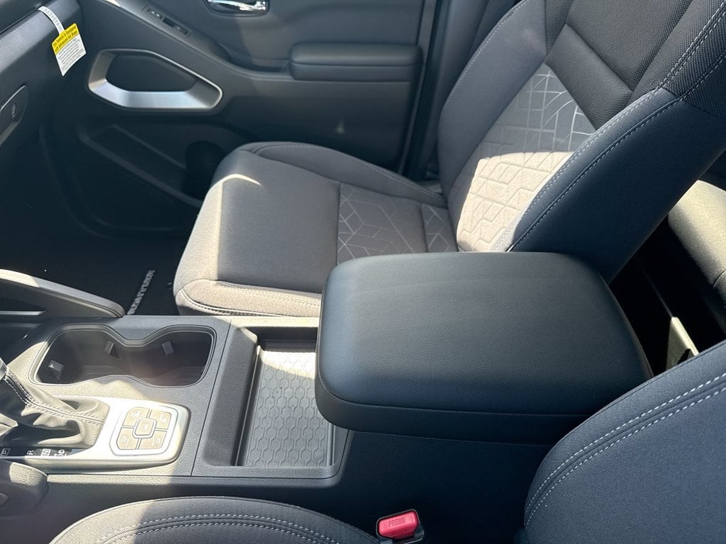 New 2026 Nissan Frontier SV - photo - 24