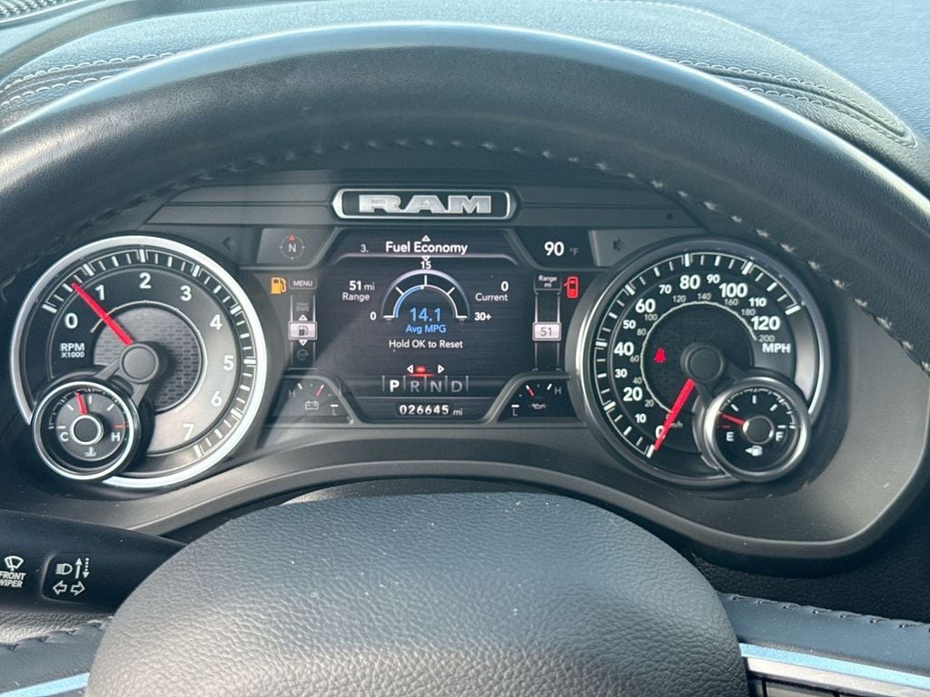 Pre-Owned 2022 Ram 1500 Laramie - photo - 23