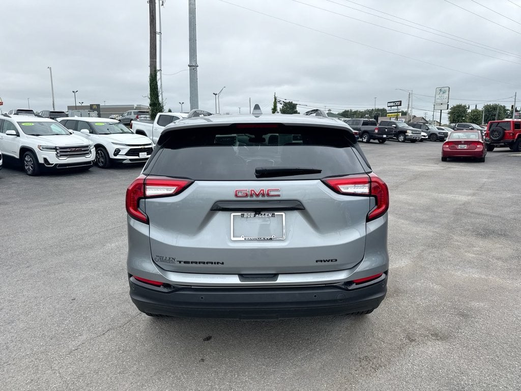 Pre-Owned 2024 GMC Terrain SLT - photo - 18