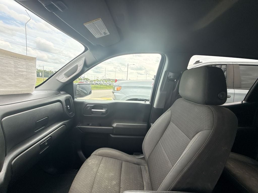 Pre-Owned 2022 Chevrolet Silverado 1500 Custom - photo - 29