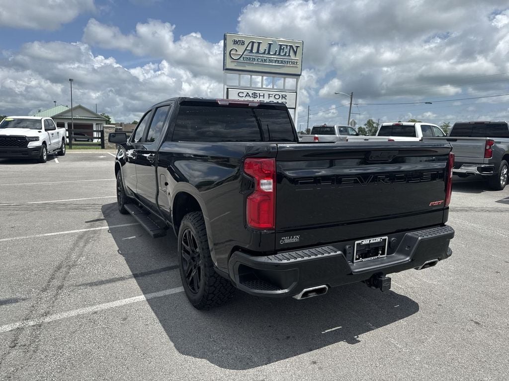 Pre-Owned 2022 Chevrolet Silverado 1500 RST - photo - 11