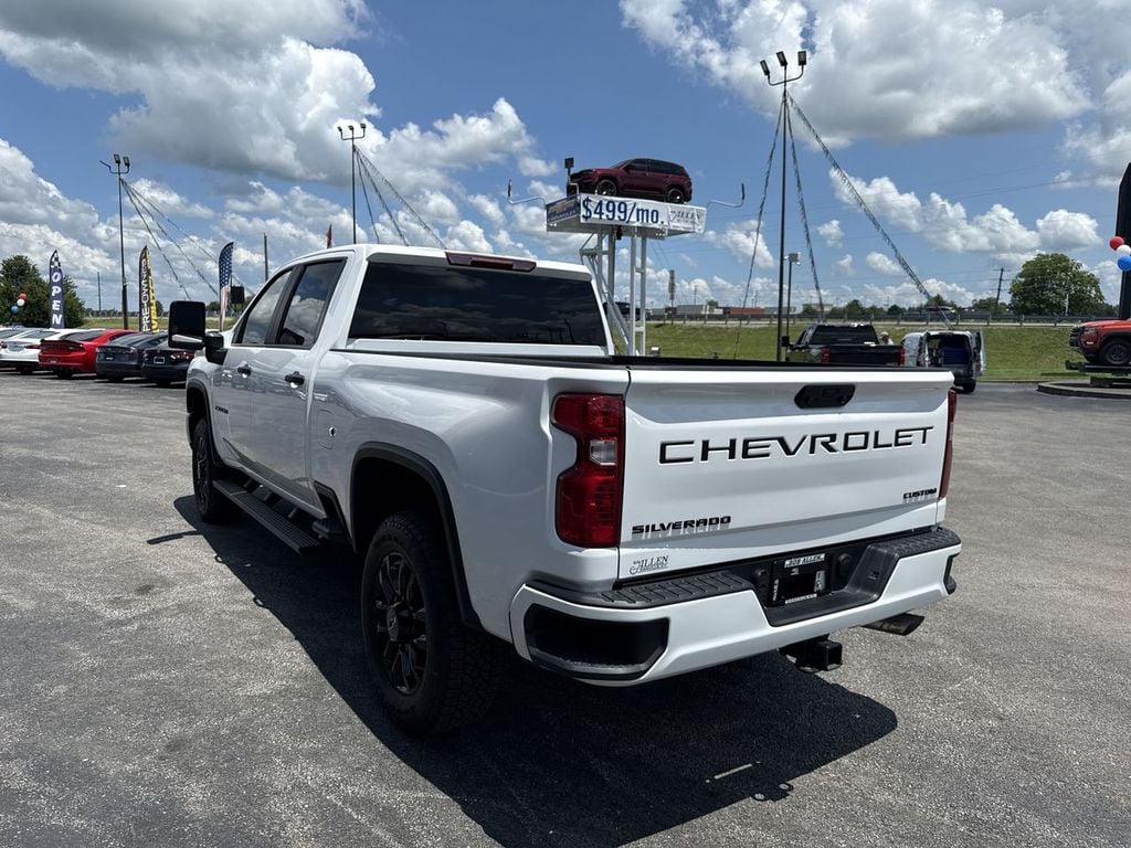 Pre-Owned 2026 Chevrolet Silverado 2500HD Custom - photo - 11