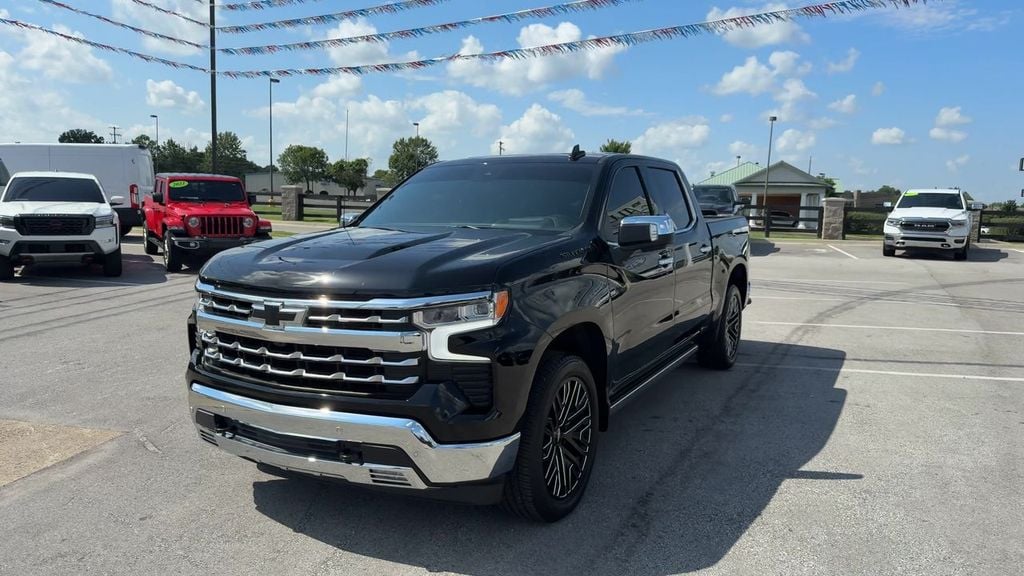Pre-Owned 2026 Chevrolet Silverado 1500 LTZ - photo - 1