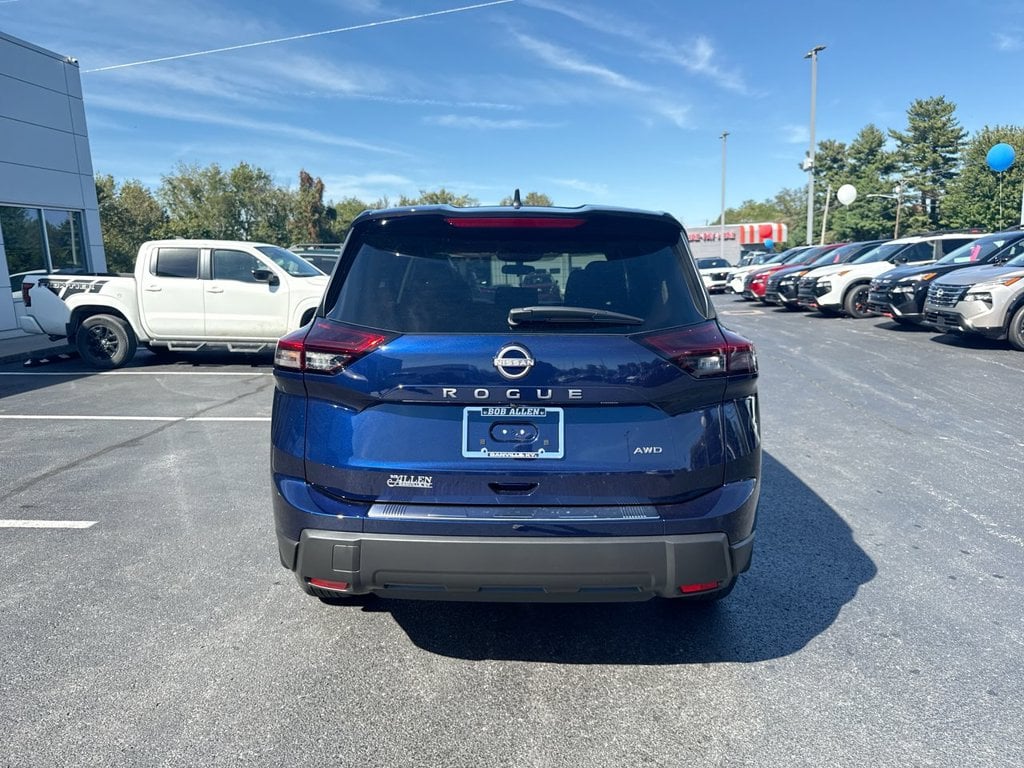 New 2026 Nissan Rogue SV - photo - 18