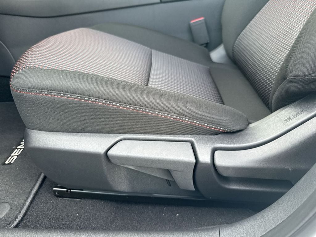 New 2027 Nissan Sentra SR - photo - 21